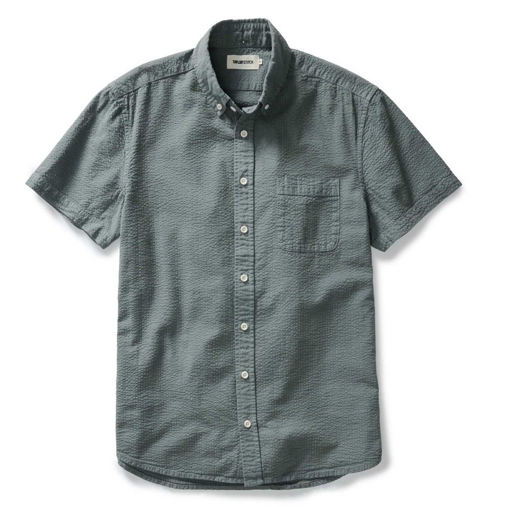 The Short Sleeve Jack
in Deep Sea Seersucker | Men's Gray Short Sleeve Shirt